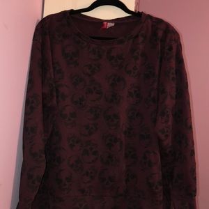 crew neck skull sweatshirt